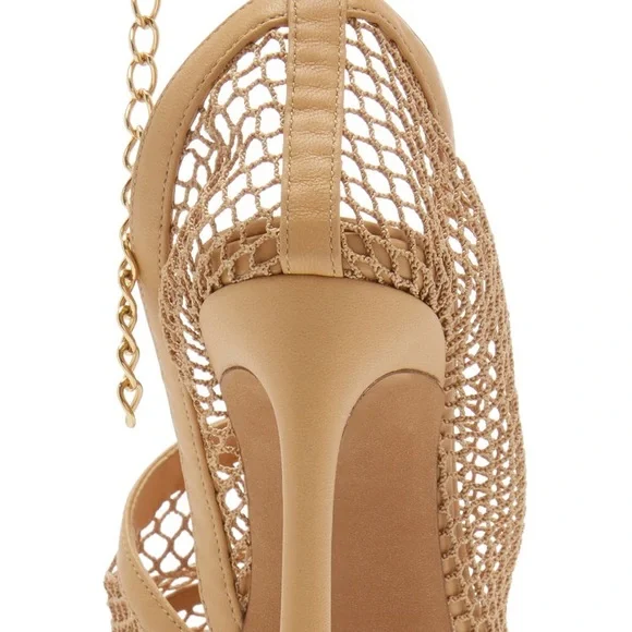 Bottega Veneta Size 39
Embellished Mesh and Leather Pumps - Picture 3 of 4